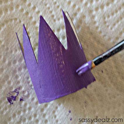 toilet-paper-roll-crown